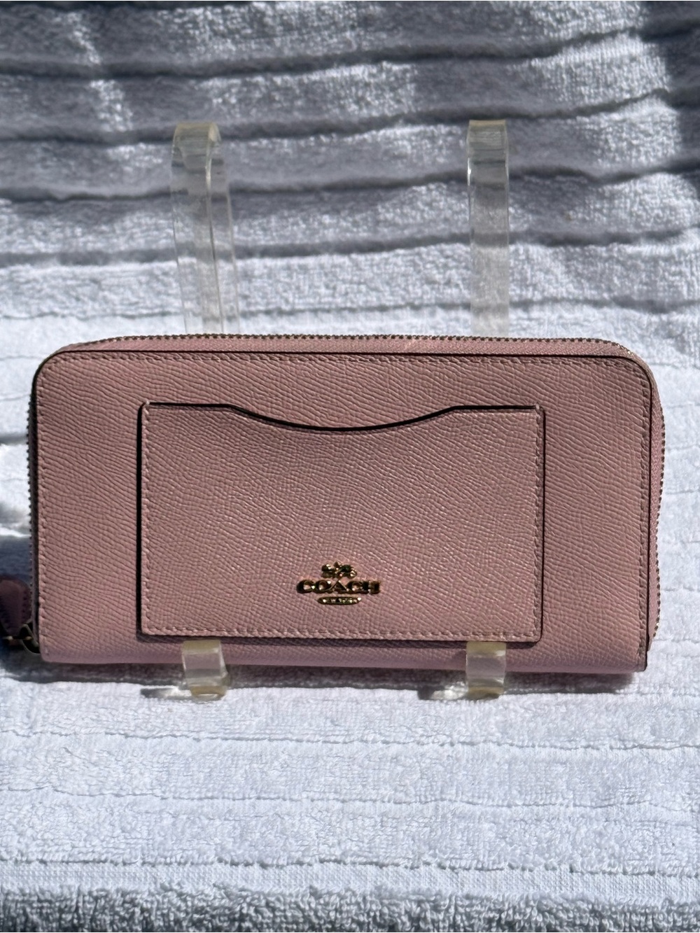 Coach Dusty Pink Zip Wallet with Gold Logo